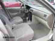 2001 Chevrolet Prizm с VIN 1Y1SK52861Z419014, выставлен на аукционе IAAI как лот 42256355 с пробегом 98 302 миль миль и . История ставок и продаж доступна на DreamBid. Изображение 5.