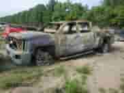2015 Chevrolet Silverado 2500HD LTZ z VIN 1GC1KWE82FF185304, wystawiony jako Copart lot #66446155 z przebiegiem Nie podano mil oraz Nie do naprawy • Non repairable. Historia ofert i sprzedaży dostępna na DreamBid. Obrazek 1.