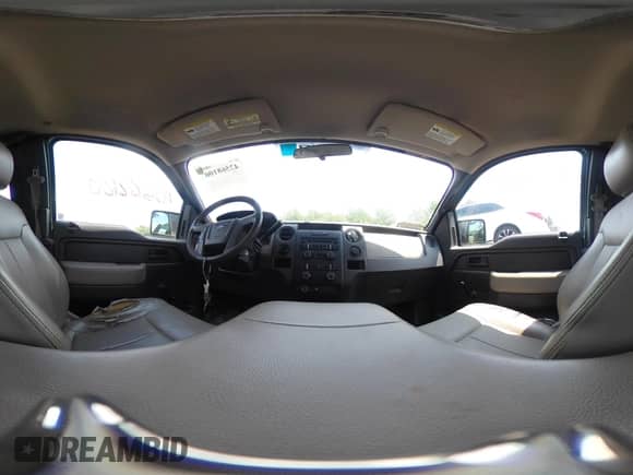 2010 Ford F-150 XL z VIN 1FTEX1EW5AFD30929, wystawiony jako IAAI lot #42568100 z przebiegiem 183 708 mil mil oraz . Historia ofert i sprzedaży dostępna na DreamBid. Obrazek 18.