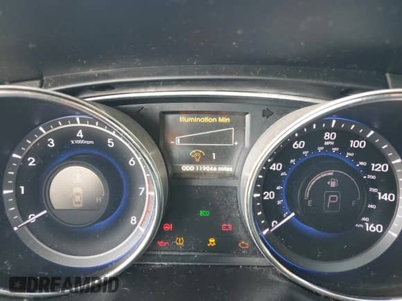 2014 Hyundai Sonata SE с VIN 5NPEC4ACXEH879109, выставлен на аукционе Copart как лот 85777115 с пробегом 119 046 миль миль и Списание • Salvage title. История ставок и продаж доступна на DreamBid. Изображение 9.