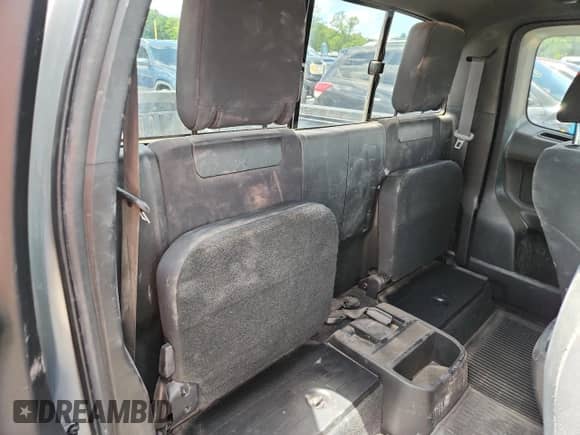 2022 Toyota Tacoma SR z VIN 3TYSZ5AN6NT091760, wystawiony jako Copart lot #63561745 z przebiegiem 61 005 mil mil oraz Szkoda całkowita • Salvage title. Historia ofert i sprzedaży dostępna na DreamBid. Obrazek 10.