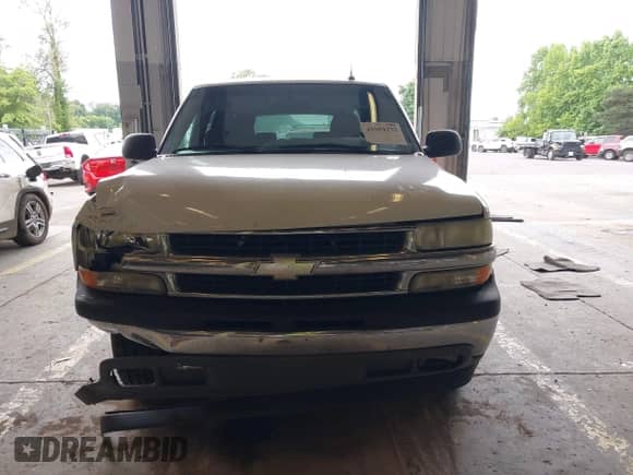 2005 Chevrolet Suburban LS с VIN 1GNEC16ZX5J102231, выставлен на аукционе IAAI как лот 42604232 с пробегом 232 892 миль миль и . История ставок и продаж доступна на DreamBid. Изображение 12.