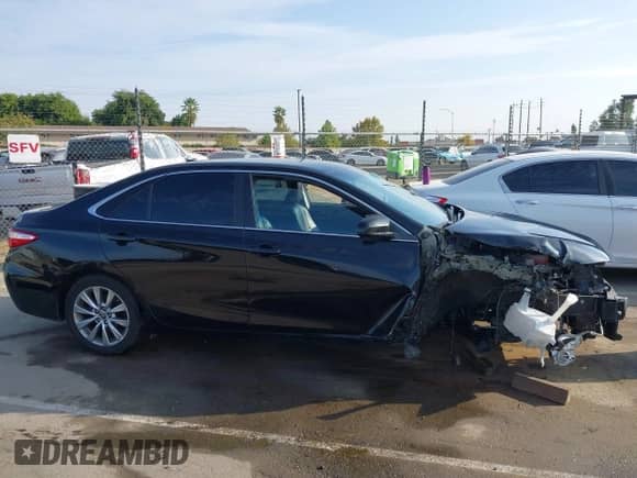 2016 Toyota Camry LE z VIN 4T1BD1FKXGU178346, wystawiony jako IAAI lot #43326000 z przebiegiem 133 869 mil mil oraz . Historia ofert i sprzedaży dostępna na DreamBid. Obrazek 14.