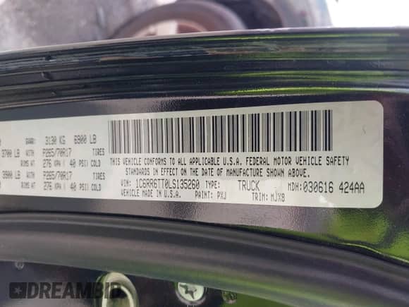 2020 Ram 1500 SLT z VIN 1C6RR6TT0LS135260, wystawiony jako IAAI lot #42356895 z przebiegiem 79 240 mil mil oraz . Historia ofert i sprzedaży dostępna na DreamBid. Obrazek 9.