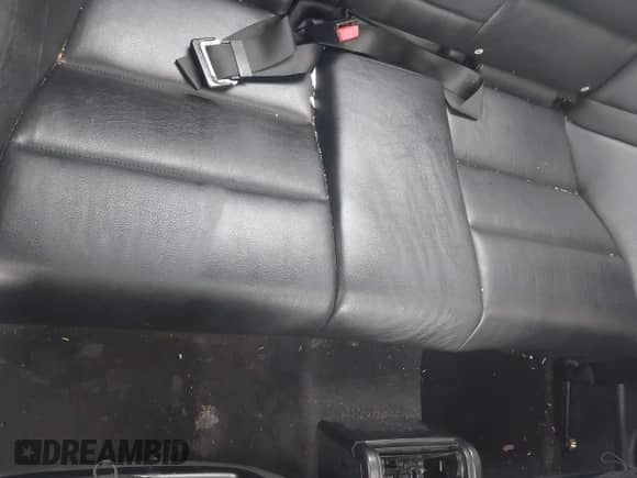 2005 BMW 3 Series 325Ci with VIN WBABD334X5PL07426, listed as a IAAI auction lot 43359844 with 230,494 mi miles and . Bid and sale history available at DreamBid. Image 8.