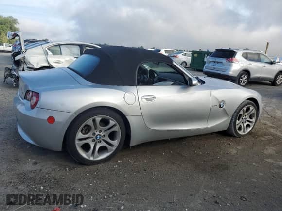2005 BMW Z4 3.0i с VIN 4USBT53565LU10533, выставлен на аукционе Copart как лот 58131945 с пробегом 129 788 миль миль и Чистый • Clean title. История ставок и продаж доступна на DreamBid. Изображение 3.