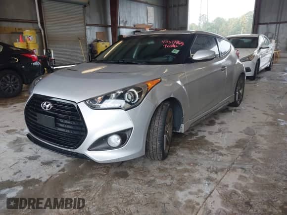 2013 Hyundai Veloster Turbo с VIN KMHTC6AE6DU079671, выставлен на аукционе IAAI как лот 43577765 с пробегом 139 477 миль миль и . История ставок и продаж доступна на DreamBid. Изображение 2.