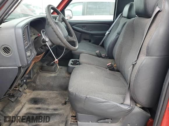 2000 Chevrolet Silverado 1500 LS with VIN 1GCEC14V0YE420963, listed as a Copart auction lot 77598194 with 167,846 mi miles and Clean title. Bid and sale history available at DreamBid. Image 7.