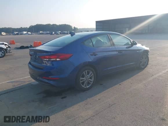 2017 Hyundai Elantra SE with VIN 5NPD84LFXHH199140, listed as a IAAI auction lot 42981902 with 85,719 mi miles and . Bid and sale history available at DreamBid. Image 4.