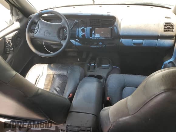 1999 Dodge Durango with VIN 1B4HS28Z1XF582089, listed as a Copart auction lot 63106345 with 172,253 mi miles and Salvage title. Bid and sale history available at DreamBid. Image 8.