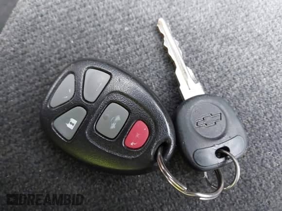 2008 Chevrolet Impala LT с VIN 2G1WC583X89255441, выставлен на аукционе IAAI как лот 41407326 с пробегом 137 257 миль миль и . История ставок и продаж доступна на DreamBid. Изображение 11.