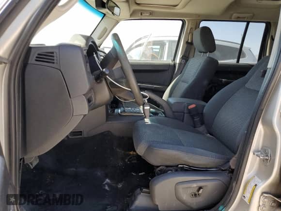 2008 Jeep Commander Sport с VIN 1J8HG48N58C185896, выставлен на аукционе Copart как лот 61500035 с пробегом 195 683 миль миль и Чистый • Clean title. История ставок и продаж доступна на DreamBid. Изображение 7.