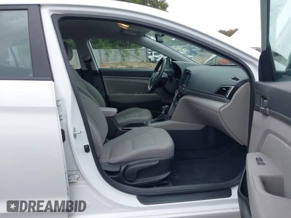 2017 Hyundai Elantra SE with VIN 5NPD84LF7HH030435, listed as a IAAI auction lot 43053373 with 71,677 mi miles and . Bid and sale history available at DreamBid. Image 5.