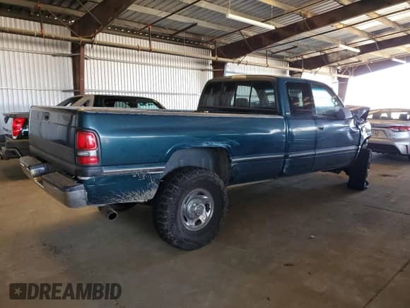 1997 Dodge 2500 с VIN 3B7KF23W8VM503637, выставлен на аукционе Copart как лот 53361865 с пробегом 202 972 миль миль и Списание • Salvage title. История ставок и продаж доступна на DreamBid. Изображение 3.