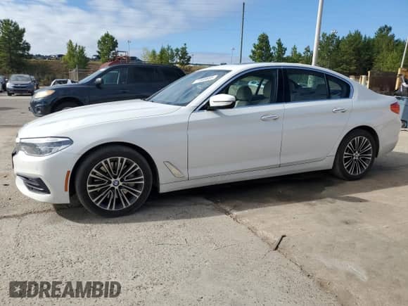 2017 BMW 5 Series 540i с VIN WBAJE5C33HG478311, выставлен на аукционе Copart как лот 71508685 с пробегом 115 851 миль миль и Чистый • Clean title. История ставок и продаж доступна на DreamBid. Изображение 1.