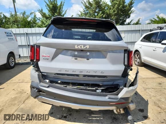 2022 Kia Sorento X-Line EX z VIN 5XYRHDLF7NG112805, wystawiony jako Copart lot #65455215 z przebiegiem 26 607 mil mil oraz Szkoda całkowita • Salvage title. Historia ofert i sprzedaży dostępna na DreamBid. Obrazek 6.