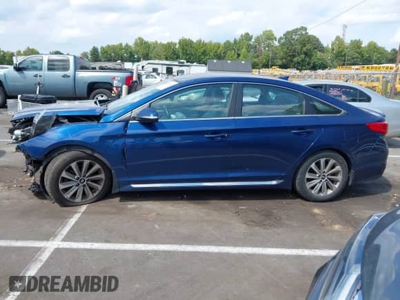 2017 Hyundai Sonata Limited с VIN 5NPE34AF4HH556852, выставлен на аукционе IAAI как лот 43146322 с пробегом 92 007 миль миль и . История ставок и продаж доступна на DreamBid. Изображение 14.