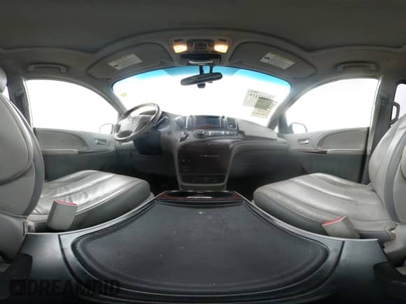 2014 Toyota Sienna XLE с VIN 5TDYK3DC0ES429307, выставлен на аукционе IAAI как лот 42353419 с пробегом 132 788 миль миль и . История ставок и продаж доступна на DreamBid. Изображение 18.