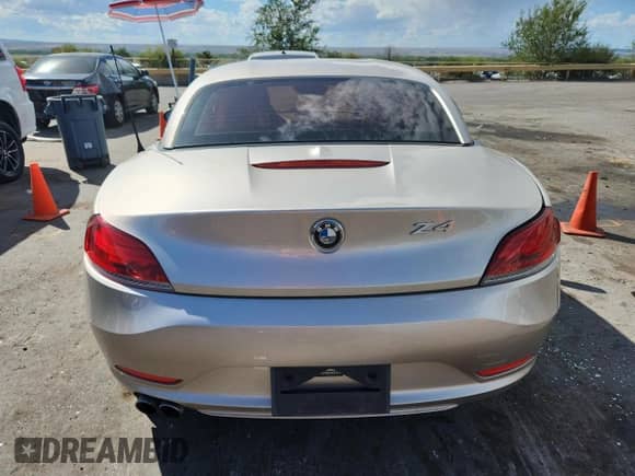 2009 BMW Z4 sDrive30i with VIN WBALM53569E376530, listed as a Copart auction lot 80365285 with Not provided miles and Salvage title. Bid and sale history available at DreamBid. Image 6.