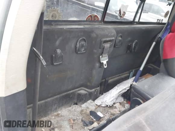 2002 Dodge 1500 с VIN 1D7HA16N32J195314, выставлен на аукционе IAAI как лот 43535279 с пробегом 308 869 миль миль и . История ставок и продаж доступна на DreamBid. Изображение 8.