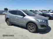 2015 Hyundai Santa Fe с VIN 5XYZTDLB1FG240129, выставлен на аукционе Copart как лот 63443045 с пробегом 85 114 миль миль и Списание • Salvage title. История ставок и продаж доступна на DreamBid. Изображение 4.