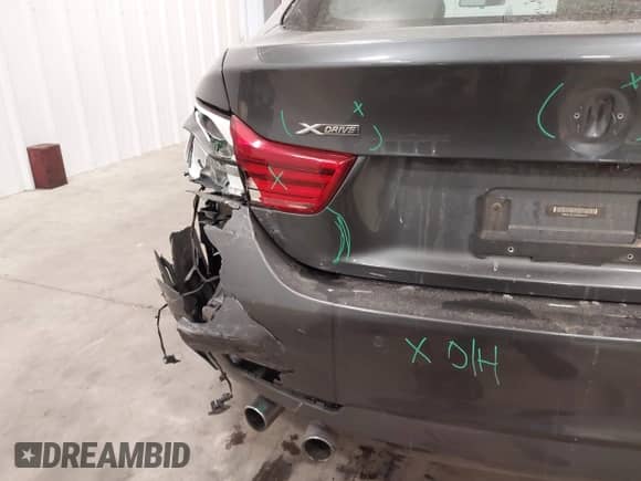 2018 BMW 4 Series 430i xDrive с VIN WBA4J3C52JBG95207, выставлен на аукционе IAAI как лот 41509392 с пробегом 68 193 миль миль и . История ставок и продаж доступна на DreamBid. Изображение 18.