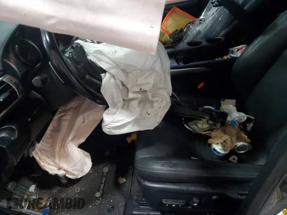 2015 Lexus IS 250 z VIN JTHCF1D2XF5025611, wystawiony jako Copart lot #86468505 z przebiegiem Nie podano mil oraz Szkoda całkowita • Salvage title. Historia ofert i sprzedaży dostępna na DreamBid. Obrazek 7.