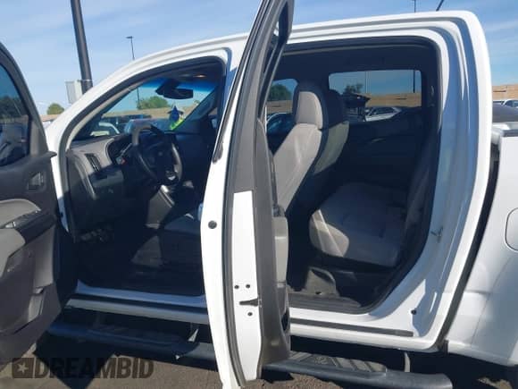 2019 Chevrolet Colorado 2WD Work Truck with VIN 1GCGSBEN0K1144041, listed as a IAAI auction lot 41668092 with 124,017 mi miles and . Bid and sale history available at DreamBid. Image 8.