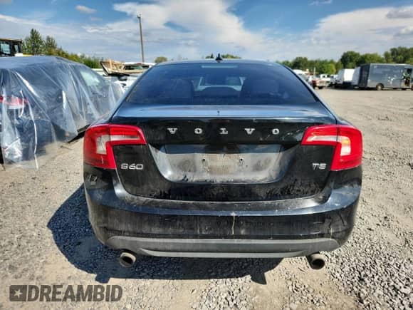 2013 Volvo S60 T5 Premier с VIN YV1612FS3D1222232, выставлен на аукционе Copart как лот 71308325 с пробегом 131 276 миль миль и Списание • Salvage title. История ставок и продаж доступна на DreamBid. Изображение 6.