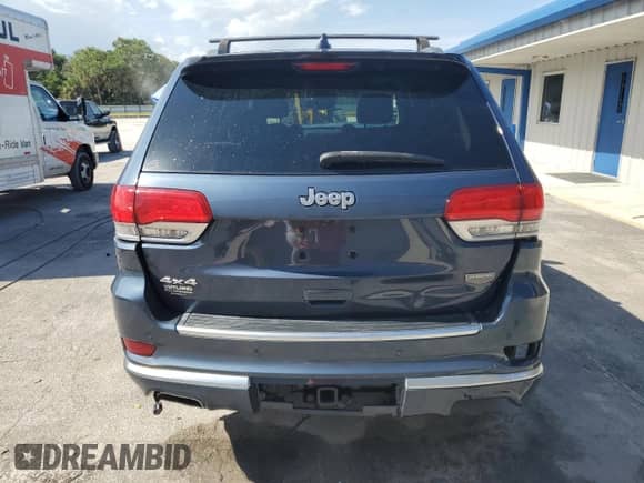 2020 Jeep Grand Cherokee Summit z VIN 1C4RJFJG1LC326797, wystawiony jako Copart lot #66824565 z przebiegiem 32 866 mil mil oraz Szkoda całkowita • Salvage title. Historia ofert i sprzedaży dostępna na DreamBid. Obrazek 6.