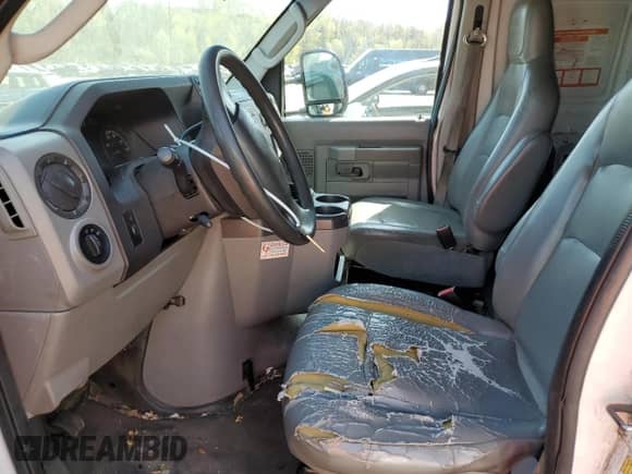 2011 Ford Econoline Cargo Commercial с VIN 1FTSS3EL4BDA18701, выставлен на аукционе Copart как лот 52990695 с пробегом Не указан миль и Чистый • Clean title. История ставок и продаж доступна на DreamBid. Изображение 7.