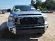 2019 Toyota Tundra SR с VIN 5TFRM5F12KX143986, выставлен на аукционе Copart как лот 69851445 с пробегом 142 082 миль миль и Списание • Salvage title. История ставок и продаж доступна на DreamBid. Изображение 14.