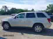2009 Jeep Grand Cherokee Limited с VIN 1J8HR58P79C550825, выставлен на аукционе IAAI как лот 42547090 с пробегом 223 053 миль миль и . История ставок и продаж доступна на DreamBid. Изображение 14.