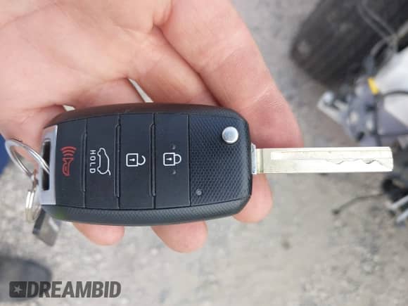 2018 Kia Sorento LX с VIN 5XYPGDA30JG415048, выставлен на аукционе IAAI как лот 42810894 с пробегом 95 463 миль миль и . История ставок и продаж доступна на DreamBid. Изображение 11.