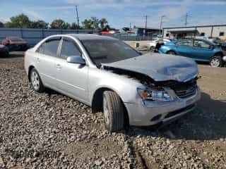 2010 Hyundai Sonata GLS z VIN 5NPET4AC5AH643039, wystawiony jako Copart lot #81841005 z przebiegiem 167 192 mil mil oraz Szkoda całkowita • Salvage title. Historia ofert i sprzedaży dostępna na DreamBid. Obrazek 4.