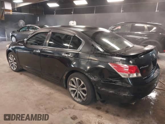2008 Honda Accord EX with VIN 1HGCP36748A062278, listed as a IAAI auction lot 42600333 with 106,471 mi miles and . Bid and sale history available at DreamBid. Image 3.