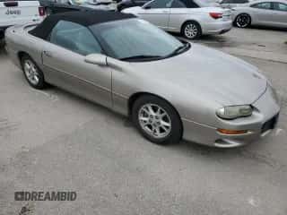 2002 Chevrolet Camaro z VIN 2G1FP32K322107334, wystawiony jako Copart lot #74818084 z przebiegiem Nie podano mil oraz Szkoda całkowita • Salvage title. Historia ofert i sprzedaży dostępna na DreamBid. Obrazek 4.