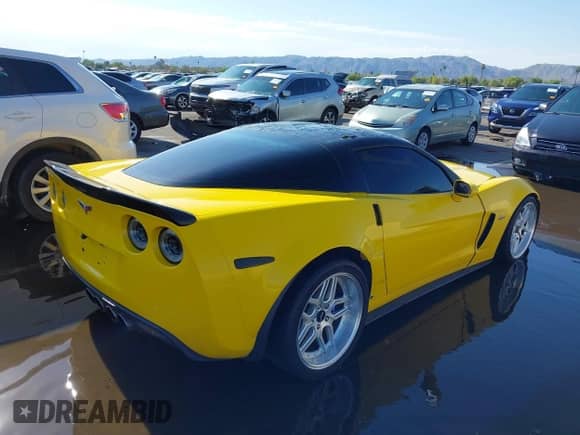 2008 Chevrolet Corvette Z06 с VIN 1G1YY26E885118265, выставлен на аукционе IAAI как лот 43007660 с пробегом 45 331 миль миль и . История ставок и продаж доступна на DreamBid. Изображение 4.