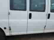 2018 Chevrolet Express Cargo с VIN 1GCWGAFG8J1338080, выставлен на аукционе Copart как лот 65912735 с пробегом 121 846 миль миль и Списание • Salvage title. История ставок и продаж доступна на DreamBid. Изображение 10.