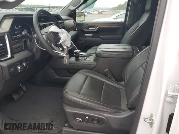 2023 GMC Sierra 1500 Denali z VIN 1GTUUGED3PZ109844, wystawiony jako Copart lot #59780445 z przebiegiem 32 409 mil mil oraz Szkoda całkowita • Salvage title. Historia ofert i sprzedaży dostępna na DreamBid. Obrazek 7.