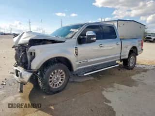 2022 Ford F-250 XLT с VIN 1FT8W2BT0NEE49547, выставлен на аукционе Copart как лот 83985265 с пробегом 53 478 миль миль и Списание • Salvage title. История ставок и продаж доступна на DreamBid. Изображение 1.