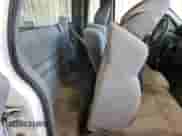 2006 Ford F-150 XL с VIN 1FTRF122X6NA30189, выставлен на аукционе Copart как лот 82623065 с пробегом 239 894 миль миль и Чистый • Clean title. История ставок и продаж доступна на DreamBid. Изображение 10.