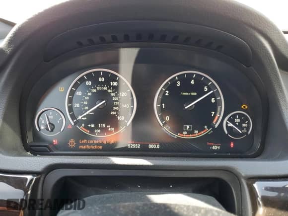 2017 BMW 5 Series 535i с VIN WBA5M2C59HG499197, выставлен на аукционе Copart как лот 57778334 с пробегом 52 552 миль миль и Списание • Salvage title. История ставок и продаж доступна на DreamBid. Изображение 9.