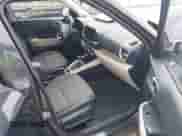 2020 Hyundai Venue SEL z VIN KMHRC8A30LU047947, wystawiony jako IAAI lot #43060381 z przebiegiem 25 289 mil mil oraz . Historia ofert i sprzedaży dostępna na DreamBid. Obrazek 5.