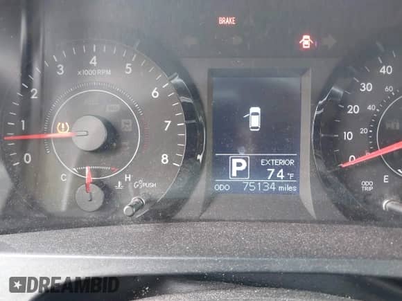 2015 Toyota Sienna LE AAS с VIN 5TDKK3DC6FS598495, выставлен на аукционе IAAI как лот 42870508 с пробегом 75 134 миль миль и . История ставок и продаж доступна на DreamBid. Изображение 15.