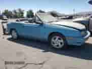 1993 Dodge Shadow with VIN 3B3XP45K6PT583605, listed as a Copart auction lot 61041005 with 166,515 mi miles and Clean title. Bid and sale history available at DreamBid. Image 4.