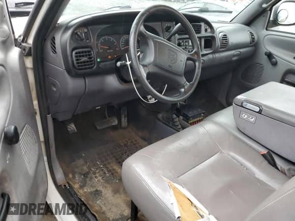 2002 Dodge 2500 с VIN 3B7KF26Z02M258382, выставлен на аукционе Copart как лот 84318904 с пробегом 99 408 миль миль и Чистый • Clean title. История ставок и продаж доступна на DreamBid. Изображение 8.