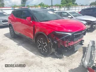 2023 Chevrolet Blazer RS z VIN 3GNKBERS1PS198375, wystawiony jako IAAI lot #42962536 z przebiegiem 39 245 mil mil oraz . Historia ofert i sprzedaży dostępna na DreamBid. Obrazek 1.