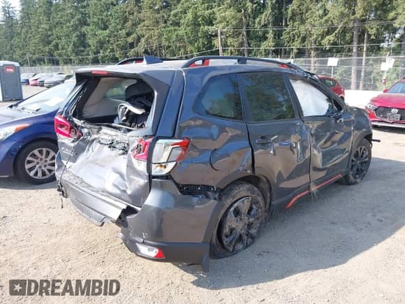 2021 Subaru Forester Special Sports z VIN JF2SKARC9MH542342, wystawiony jako IAAI lot #43077131 z przebiegiem 86 405 mil mil oraz . Historia ofert i sprzedaży dostępna na DreamBid. Obrazek 4.