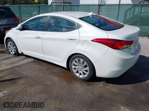 2012 Hyundai Elantra GLS z VIN 5NPDH4AE2CH071963, wystawiony jako IAAI lot #43082314 z przebiegiem 89 067 mil mil oraz . Historia ofert i sprzedaży dostępna na DreamBid. Obrazek 3.